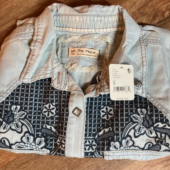 New Free People x We the free Western Wear Cutoff Top sz Small (fits Medium) - Picture 17 of 17